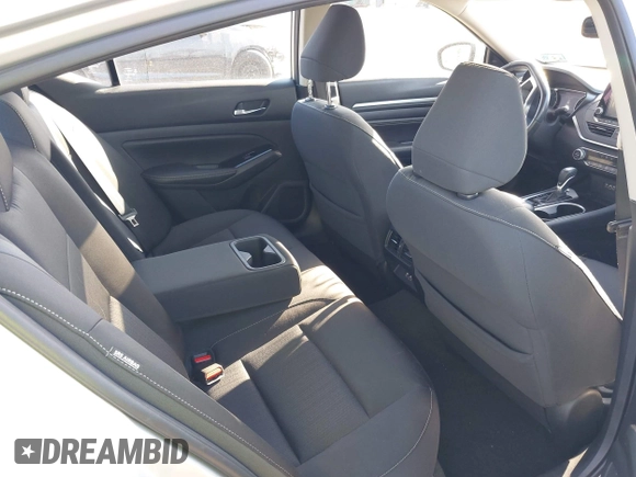 2020 Nissan Altima SV z VIN 1N4BL4DV3LC182167, wystawiony jako IAAI lot #42071300 z przebiegiem 69 122 mil mil oraz . Historia ofert i sprzedaży dostępna na DreamBid. Obrazek 8.