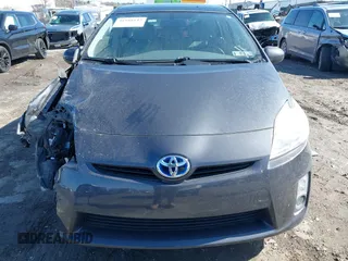 2011 Toyota Prius I with VIN JTDKN3DUXB5298300, listed as a IAAI auction lot 41988147 with 182,138 mi miles. Bid and sale history available at carsss.com. Image 12.