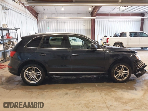 2017 Audi Q5 Premium with VIN WA1C2AFP7HA068989, listed as a IAAI auction lot 41753832 with 88,033 mi miles. Bid and sale history available at carsss.com. Image 13.