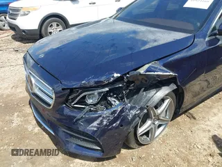 2019 Mercedes-Benz E 450 z VIN WDDZF6JB3KA508944, wystawiony jako IAAI lot #41924160 z przebiegiem 62 302 mil mil oraz . Historia ofert i sprzedaży dostępna na DreamBid. Obrazek 6.