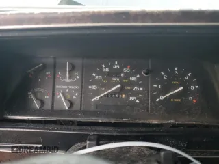 1989 Ford Bronco с VIN 1FMCU14T4KUC26772, выставлен на аукционе Copart как лот 43115745 с пробегом 803 661 миль миль и Списание • Salvage title. История ставок и продаж доступна на DreamBid. Изображение 9.