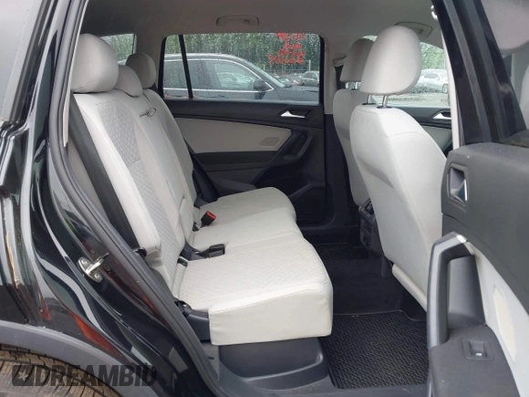 2021 Volkswagen Tiguan S z VIN 3VV0B7AX3MM031908, wystawiony jako IAAI lot #42504384 z przebiegiem 42 510 mil mil oraz . Historia ofert i sprzedaży dostępna na DreamBid. Obrazek 8.
