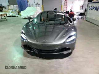 2021 McLaren 720S z VIN SBM14FCA4MW006331, wystawiony jako Copart lot #85341394 z przebiegiem 4552 mil mil oraz Szkody całkowita. Historia ofert i sprzedaży dostępna na DreamBid. Obrazek 13.