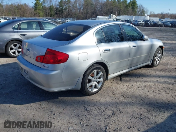 2006 Infiniti G35 with VIN JNKCV51F56M615982, listed as a IAAI auction lot 42110251 with 184,107 mi miles. Bid and sale history available at carsss.com. Image 4.