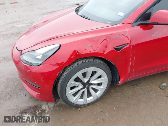 2021 Tesla Model 3 Long Range with VIN 5YJ3E1EB2MF079595, listed as a IAAI auction lot 41621546 with 45,616 mi miles. Bid and sale history available at carsss.com. Image 6.
