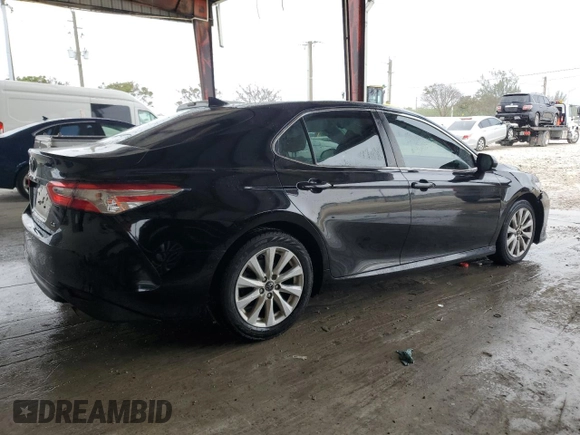 2020 Toyota Camry LE with VIN 4T1C11AK0LU937052, listed as a Copart auction lot 88958725 with 85,727 mi miles and Non Repairable. Bid and sale history available at carsss.com. Image 3.