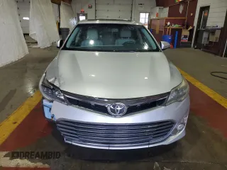 2013 Toyota Avalon XLE with VIN 4T1BK1EB6DU041018, listed as a Copart auction lot 62292755 with 137,521 mi miles and Clean title. Bid and sale history available at DreamBid. Image 5.