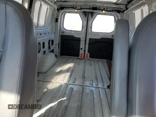 2016 Ford Transit Cargo z VIN 1FTYE1ZMXGKA40214, wystawiony jako Copart lot #50152665 z przebiegiem 253 484 mil mil oraz Tytuł czysty. Historia ofert i sprzedaży dostępna na DreamBid. Obrazek 10.