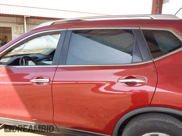 2016 Nissan Rogue S with VIN JN8AT2MT8GW017779, listed as a IAAI auction lot 41969444 with 57,001 mi miles. Bid and sale history available at carsss.com. Image 15.