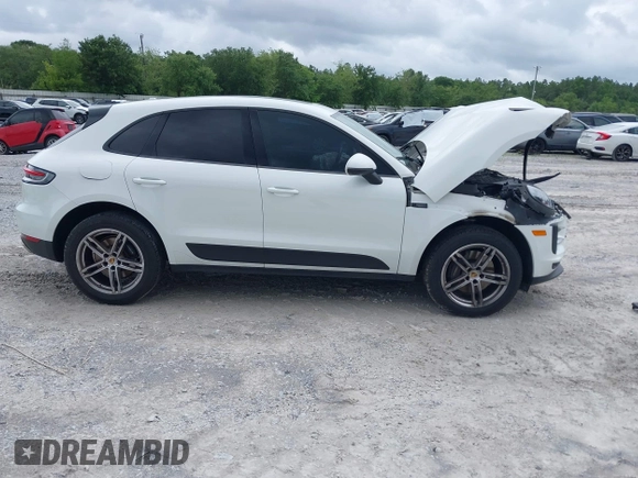 2021 Porsche Macan with VIN WP1AA2A52MLB06086, listed as a IAAI auction lot 39423611 with 56,559 mi miles and . Bid and sale history available at DreamBid. Image 13.