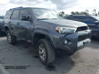 2018 Toyota 4Runner SR5 with VIN JTEBU5JR7J5606564, listed as a IAAI auction lot 41408904 with 149,936 mi miles. Bid and sale history available at carsss.com. Image 1.