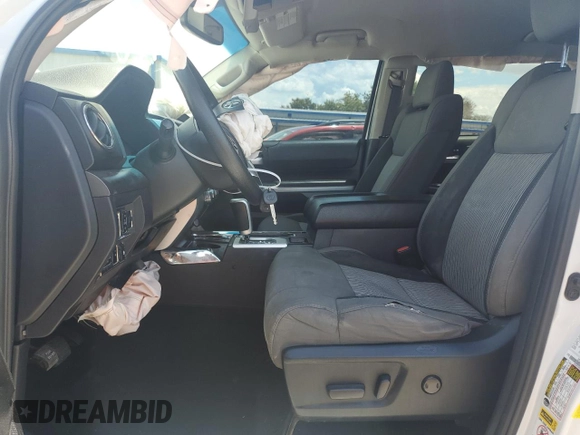 2017 Toyota Tundra 2WD SR5 with VIN 5TFEW5F11HX226536, listed as a Copart auction lot 60956384 with 113,393 mi miles and Salvage Title. Bid and sale history available at carsss.com. Image 7.