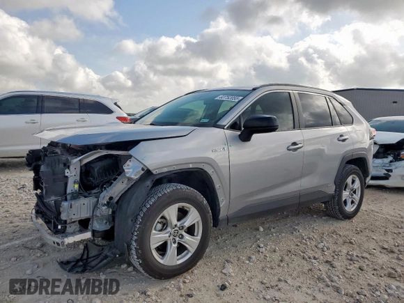 2021 Toyota RAV4 Hybrid LE z VIN JTMLWRFV2MD120920, wystawiony jako Copart lot #63752055 z przebiegiem 60 558 mil mil oraz Szkoda całkowita • Salvage title. Historia ofert i sprzedaży dostępna na DreamBid. Obrazek 1.