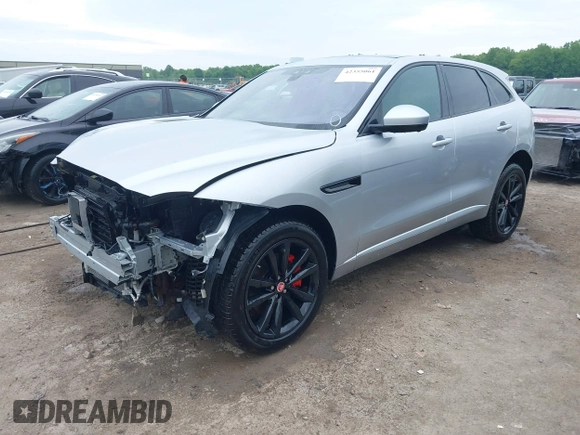 2017 Jaguar F-Pace z VIN SADCP2BV4HA049757, wystawiony jako IAAI lot #42355061 z przebiegiem 45 116 mil mil oraz . Historia ofert i sprzedaży dostępna na DreamBid. Obrazek 18.
