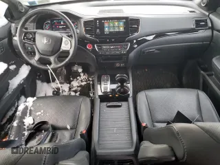2021 Honda Passport Touring with VIN 5FNYF8H95MB018665, listed as a Copart auction lot 44263555 with 102,458 mi miles and Salvage Title. Bid and sale history available at carsss.com. Image 8.