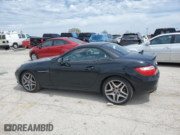 2012 Mercedes-Benz SLK-Class SLK 350 with VIN WDDPK5HA8CF030292, listed as a Copart auction lot 50871984 with 94,154 mi miles and Salvage Title. Bid and sale history available at carsss.com. Image 2.