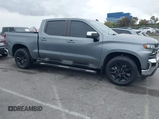 2021 Chevrolet Silverado 1500 LT with VIN 3GCPWCED8MG227304, listed as a IAAI auction lot 42047225 with 17,279 mi miles and . Bid and sale history available at DreamBid. Image 13.