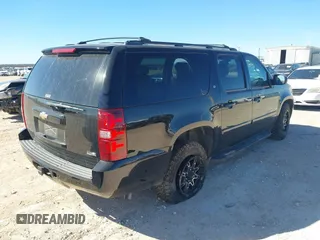2008 Chevrolet Suburban 3LT with VIN 3GNFC16088G207846, listed as a IAAI auction lot 41483605 with 184,709 mi miles and . Bid and sale history available at DreamBid. Image 4.