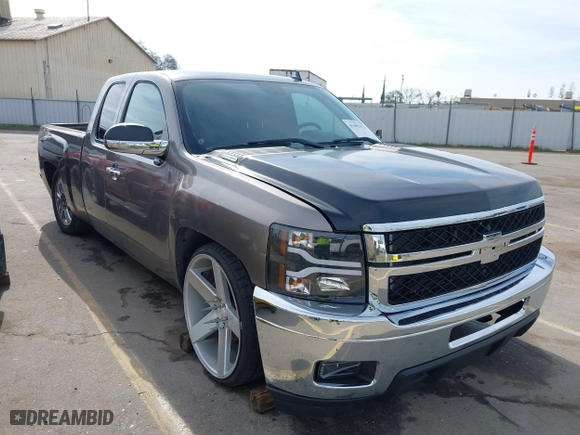 2012 Chevrolet Silverado 1500 LT with VIN 1GCRCSE04CZ283781, listed as a IAAI auction lot 41602923 with 86,378 mi miles. Bid and sale history available at carsss.com. Image 1.