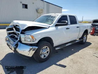 2016 Ram 2500 Tradesman z VIN 3C6UR5CJ4GG173249, wystawiony jako Copart lot #53174905 z przebiegiem 66 098 mil mil oraz Szkoda całkowita • Salvage title. Historia ofert i sprzedaży dostępna na DreamBid. Obrazek 1.