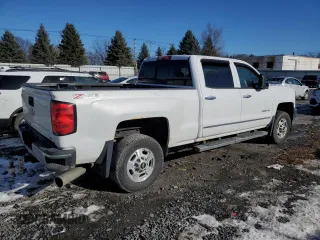 2015 Chevrolet Silverado 3500HD LTZ with VIN 1GC4K0E80FF157625, listed as a Copart auction lot 42562895 with 119,163 mi miles and Salvage Title. Bid and sale history available at DreamBid. Image 3.