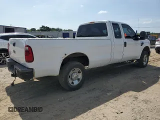 2008 Ford F-250 XL with VIN 1FTSX21R78EB61456, listed as a Copart auction lot 65693905 with 282,104 mi miles and Clean title. Bid and sale history available at DreamBid. Image 3.