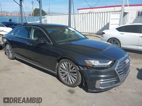2019 Audi A8 z VIN WAU8DAF83KN006534, wystawiony jako IAAI lot #41712610 z przebiegiem 52 263 mil mil oraz . Historia ofert i sprzedaży dostępna na DreamBid. Obrazek 1.