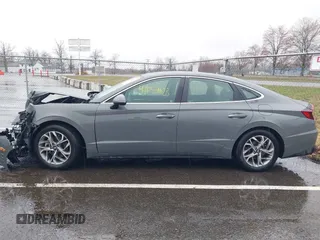 2020 Hyundai Sonata SEL z VIN 5NPEF4JA5LH021064, wystawiony jako IAAI lot #41854623 z przebiegiem 27 450 mil mil oraz . Historia ofert i sprzedaży dostępna na DreamBid. Obrazek 14.