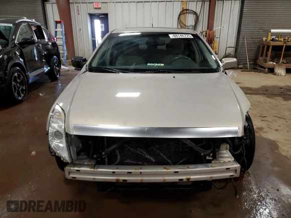 2010 Mercury Milan с VIN 3MEHM0HA5AR624557, выставлен на аукционе Copart как лот 88746725 с пробегом 140 917 миль миль и Списание • Salvage title. История ставок и продаж доступна на DreamBid. Изображение 5.