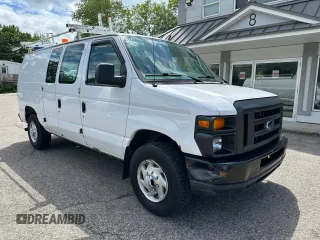 2014 Ford Econoline Cargo Commercial z VIN 1FTNE2EL0EDA59328, wystawiony jako Copart lot #60909645 z przebiegiem 128 825 mil mil oraz Czysty tytuł • Clean title. Historia ofert i sprzedaży dostępna na DreamBid. Obrazek 1.