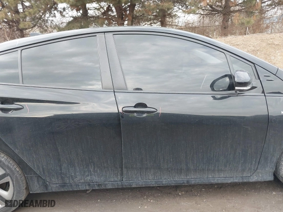 2019 Toyota Prius L Eco with VIN JTDKARFU2K3075952, listed as a IAAI auction lot 41686956 with 81,000 mi miles. Bid and sale history available at carsss.com. Image 13.