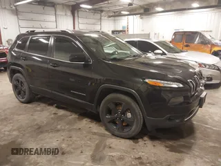 2015 Jeep Cherokee Limited z VIN 1C4PJMDB8FW719324, wystawiony jako IAAI lot #41786862 z przebiegiem 72 053 mil mil oraz . Historia ofert i sprzedaży dostępna na DreamBid. Obrazek 1.