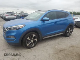 2017 Hyundai Tucson Sport z VIN KM8J33A28HU546963, wystawiony jako Copart lot #58619735 z przebiegiem 106 758 mil mil oraz Tytuł czysty. Historia ofert i sprzedaży dostępna na DreamBid. Obrazek 1.