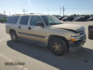 2005 Chevrolet Suburban LS with VIN 3GNFK16Z15G176484, listed as a Copart auction lot 74426024 with 248,137 mi miles and Salvage Title. Bid and sale history available at carsss.com. Image 4.