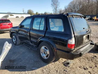 1998 Infiniti QX4 with VIN JNRAR05YXWW025938, listed as a Copart auction lot 49781395 with 111,967 mi miles and Salvage Title. Bid and sale history available at DreamBid. Image 2.