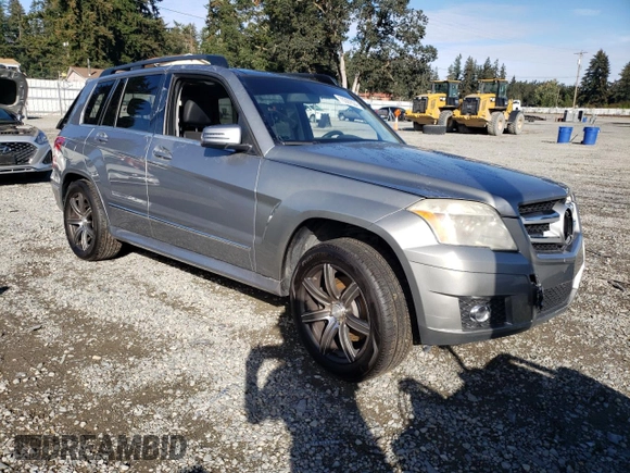 2012 Mercedes-Benz GLK 350 with VIN WDCGG8HB0CF842234, listed as a Copart auction lot 70397604 with 85,233 mi miles and Salvage Title. Bid and sale history available at DreamBid. Image 4.