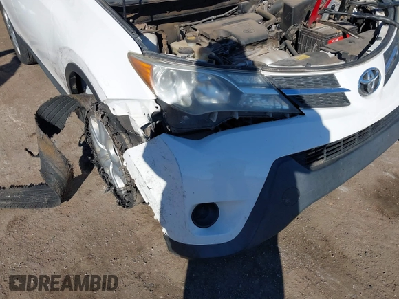 2013 Toyota RAV4 LE with VIN JTMZFREV5D5015987, listed as a IAAI auction lot 41406133 with 188,411 mi miles. Bid and sale history available at carsss.com. Image 6.