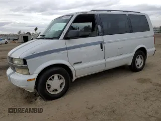 1997 Chevrolet Astro with VIN 1GNDM19W2VB127872, listed as a Copart auction lot 81620483 with 203,162 mi miles and Salvage Title. Bid and sale history available at carsss.com. Image 1.