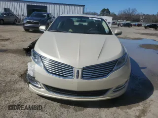 2014 Lincoln MKZ with VIN 3LN6L2G95ER809658, listed as a Copart auction lot 46814105 with 61,397 mi miles and Salvage Title. Bid and sale history available at carsss.com. Image 5.