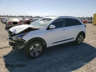 2020 Kia Niro EX Premium with VIN KNDCE3LG8L5053061, listed as a Copart auction lot 74817234 with 44,057 mi miles and Salvage Title. Bid and sale history available at DreamBid. Image 1.