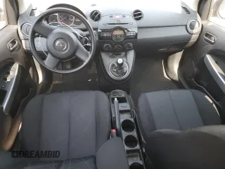 2011 Mazda 2 Sport z VIN JM1DE1HY1B0113087, wystawiony jako Copart lot #60428565 z przebiegiem 57 163 mil mil oraz Szkoda całkowita • Salvage title. Historia ofert i sprzedaży dostępna na DreamBid. Obrazek 8.