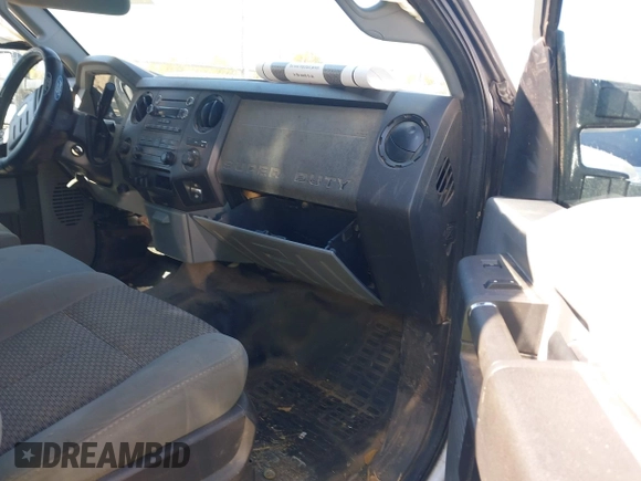 2011 Ford F-250 XL with VIN 1FT7X2B66BEC82061, listed as a IAAI auction lot 41835954 with 164,068 mi miles and . Bid and sale history available at DreamBid. Image 5.