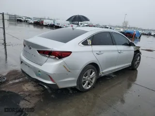 2019 Hyundai Sonata SEL with VIN 5NPE34AF5KH778596, listed as a Copart auction lot 45668395 with 103,333 mi miles and Salvage Title. Bid and sale history available at carsss.com. Image 3.