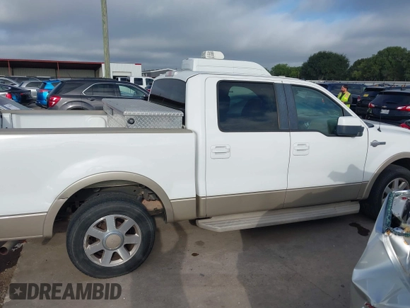 2008 Ford F-150 XLT z VIN 1FTPW12V68KE24441, wystawiony jako IAAI lot #42514607 z przebiegiem 144 484 mil mil oraz . Historia ofert i sprzedaży dostępna na DreamBid. Obrazek 13.