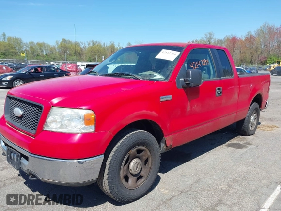 2006 Ford F-150 XLT with VIN 1FTPX14586FA51032, listed as a IAAI auction lot 42147294 with 193,824 mi miles. Bid and sale history available at carsss.com. Image 2.