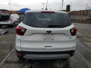 2019 Ford Escape SE with VIN 1FMCU0GD5KUB04825, listed as a Copart auction lot 48817285 with 38,902 mi miles and Salvage Title. Bid and sale history available at carsss.com. Image 6.