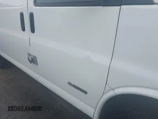 2003 Chevrolet Express Cargo with VIN 1GCGG25U231104716, listed as a IAAI auction lot 41729118 with Not Provided miles and . Bid and sale history available at DreamBid. Image 6.