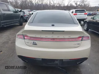 2016 Lincoln MKZ with VIN 3LN6L2J94GR625923, listed as a IAAI auction lot 41144427 with 120,567 mi miles and . Bid and sale history available at DreamBid. Image 17.