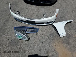 2011 Mercedes-Benz C 300 Sport с VIN WDDGF5EB6BF634147, выставлен на аукционе Copart как лот 63706965 с пробегом 109 534 миль миль и Списание • Salvage title. История ставок и продаж доступна на DreamBid. Изображение 12.