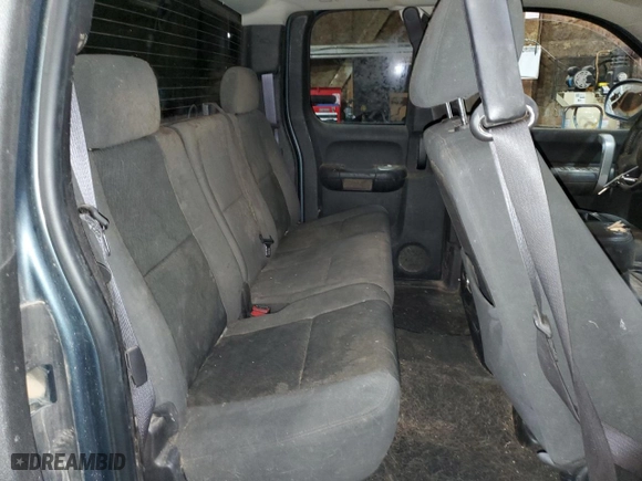 2008 Chevrolet Silverado 1500 LT w/1LT with VIN 1GCEK19018Z216472, listed as a Copart auction lot 49810185 with 215,721 mi miles and Clean Title. Bid and sale history available at carsss.com. Image 10.